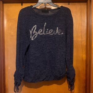 Life Elrashere Size M Blue BELIEVE Long Sleeve Top